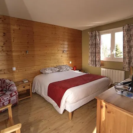 Du Hameau Hotell 3*