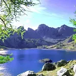 Отель Du Hameau 3*