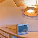 Du Hameau Отель 3*