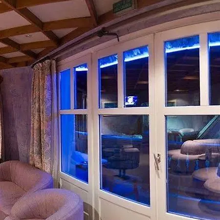 호텔 Du Hameau 3*