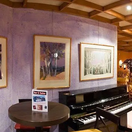 Du Hameau 호텔 3*