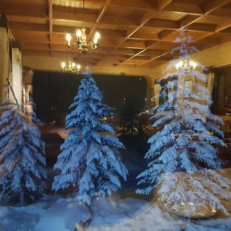 Du Hameau Отель 3*
