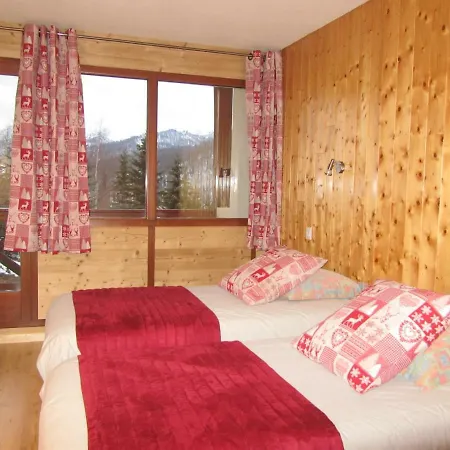 Du Hameau Отель 3*